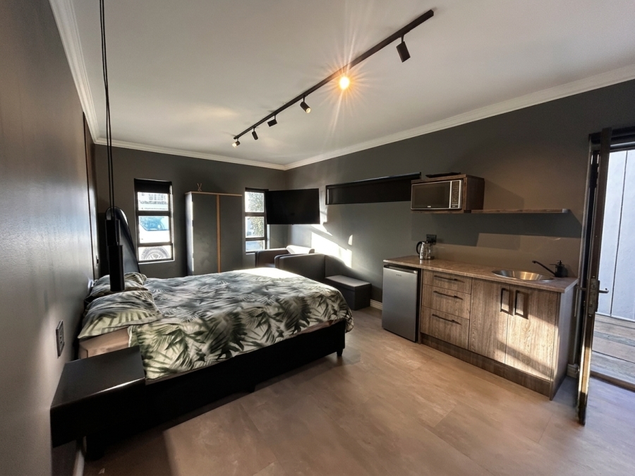 To Let 1 Bedroom Property for Rent in Big Bay Western Cape